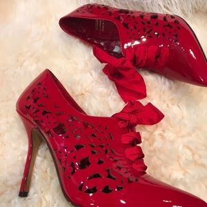 Ankle boots Moschino chip and chic size 37